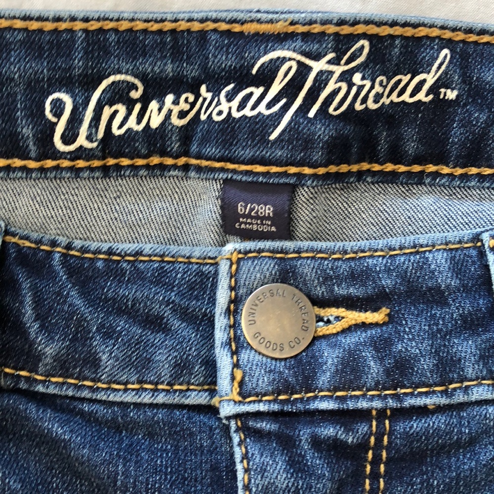 Universal Thread Jeans - Picture 3 of 3